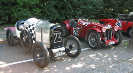 Amilcar CGS-3 1923, 16hk, og en r�d MG 1934, 30hk
