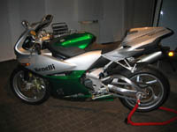 Benelli Tornado Tre, 900cc, 3-cylindret lige som Triumph 955